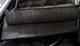 Khách hàng kinh hoàng chứng kiến thang cuốn sập hoàn toàn